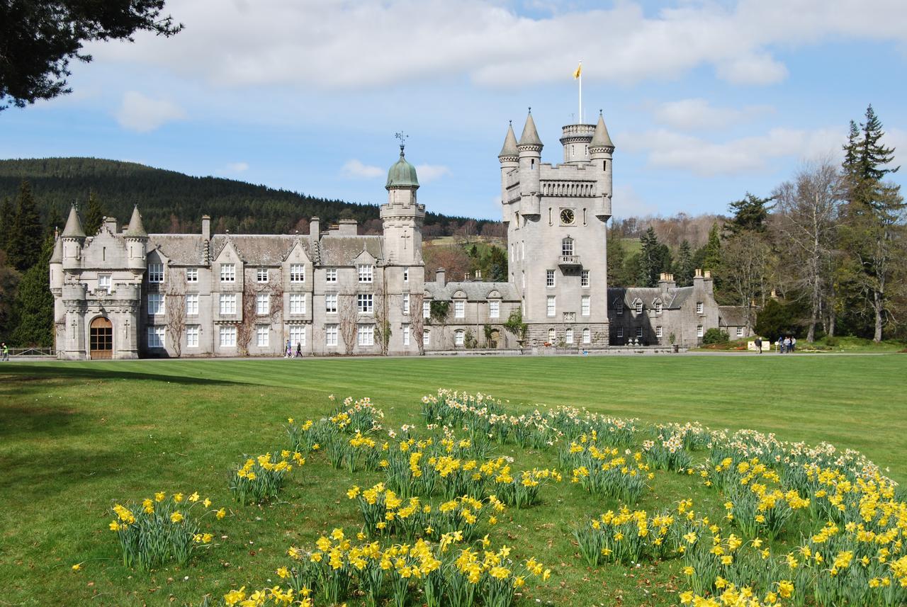 Craiglea Bed & Breakfast Braemar Exterior photo